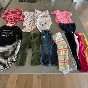 12-18M Bundle of Girl's Clothing (15 pieces)-Leggings, Onesies, Shirts